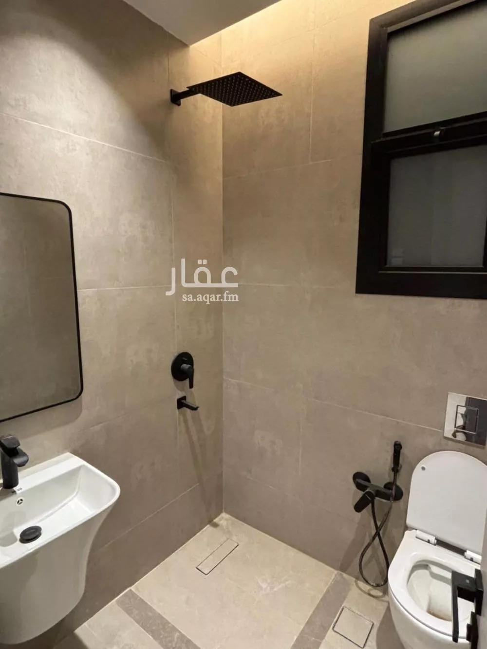 شقة 3 غرف في العارض 3