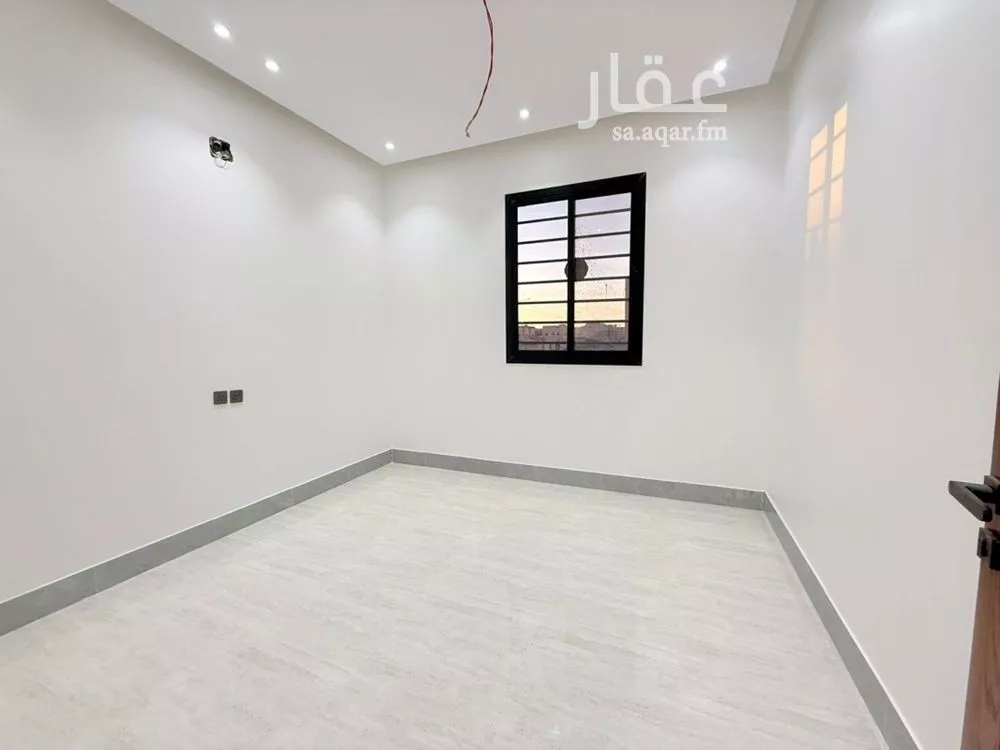 4 bedroom apartment in Okaz 8