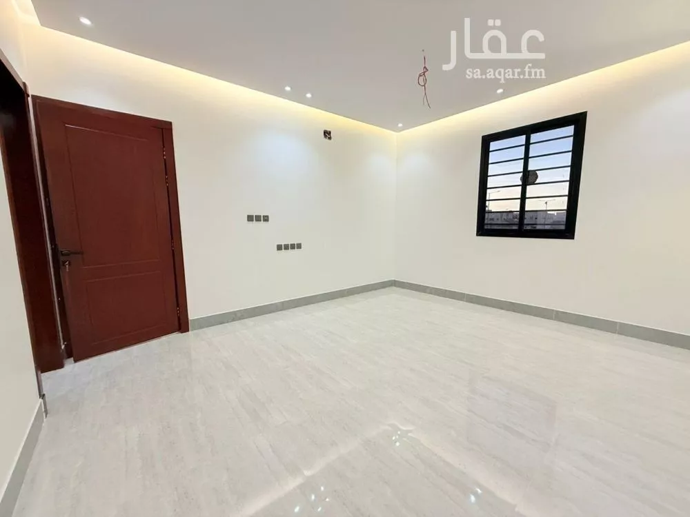 4 bedroom apartment in Okaz 10