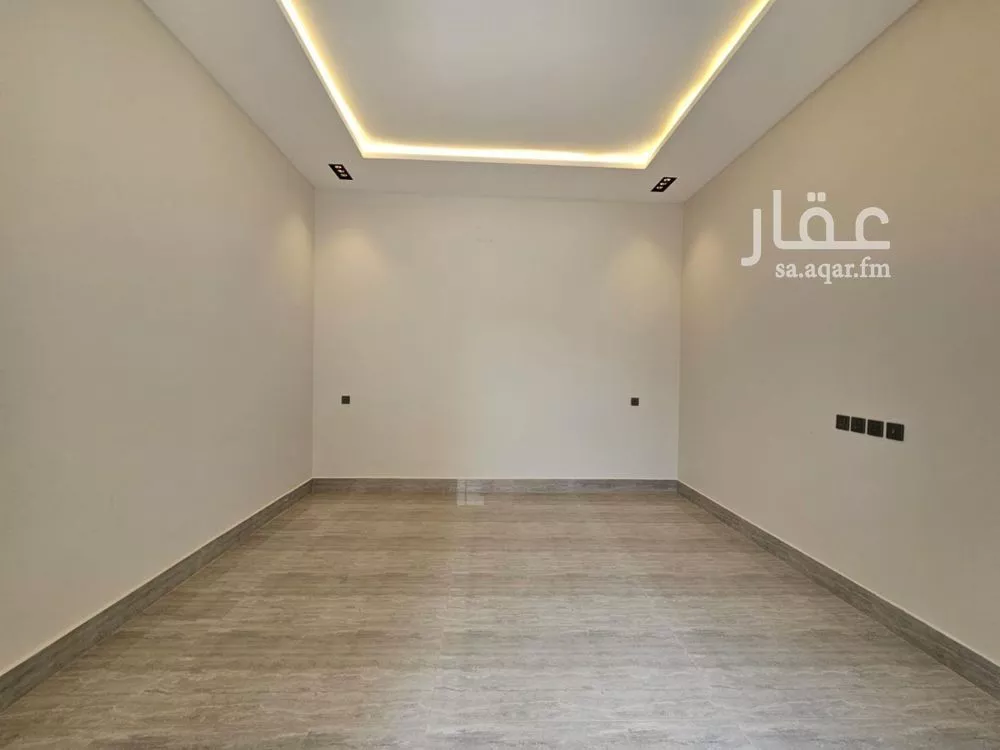 4 bedroom apartment in Al Rimal 6