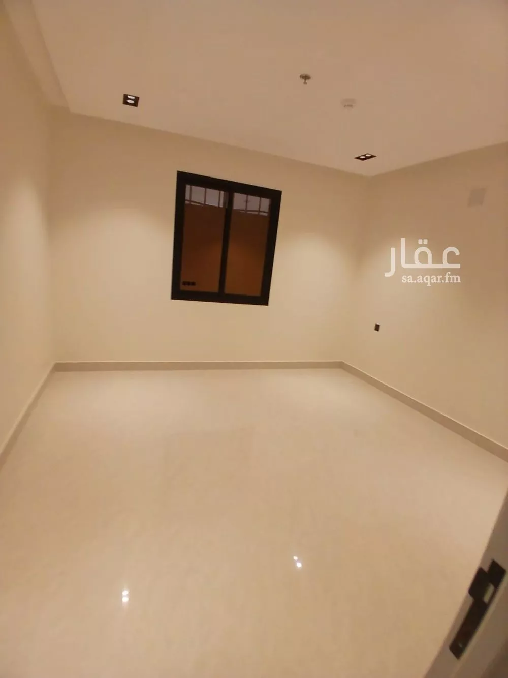 5 bedroom apartment in Al Hazm 5