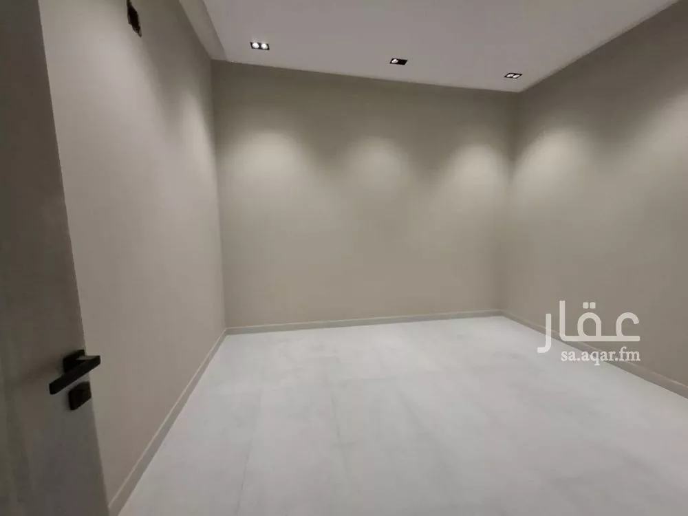 شقة 5 غرف في الجنادرية 4