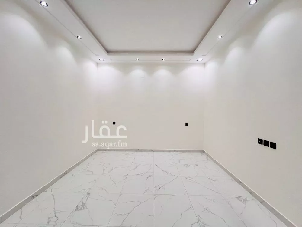 4 bedroom apartment in Ad Dar Al Baida 5