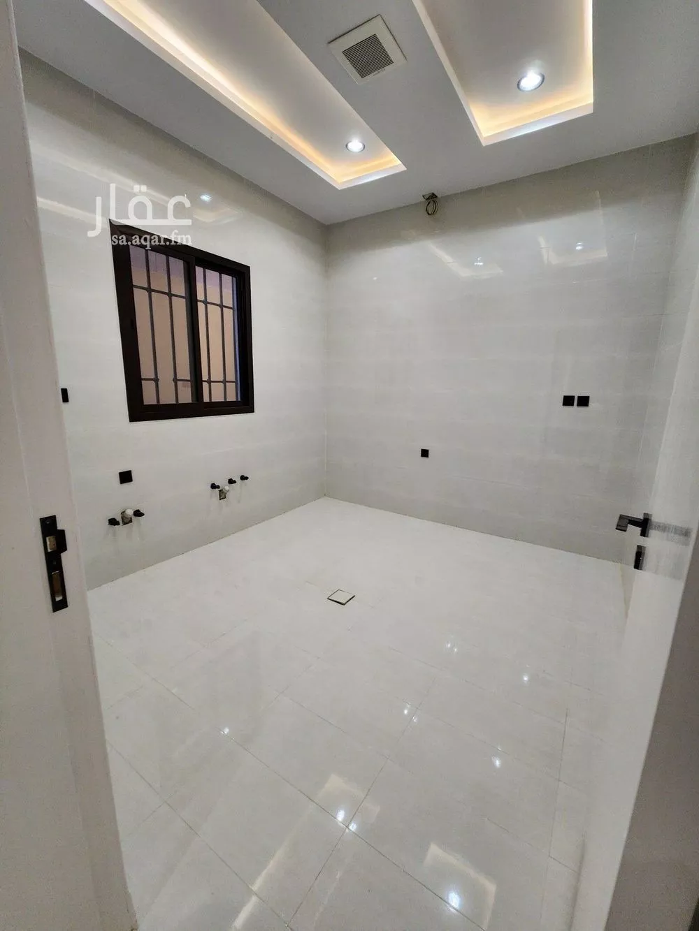 4 bedroom apartment in Tuwaiq 10