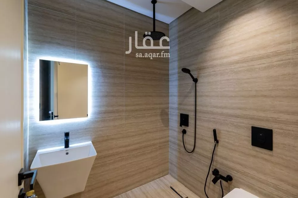 3 bedroom apartment in Al Nuzhah, Riyadh 13