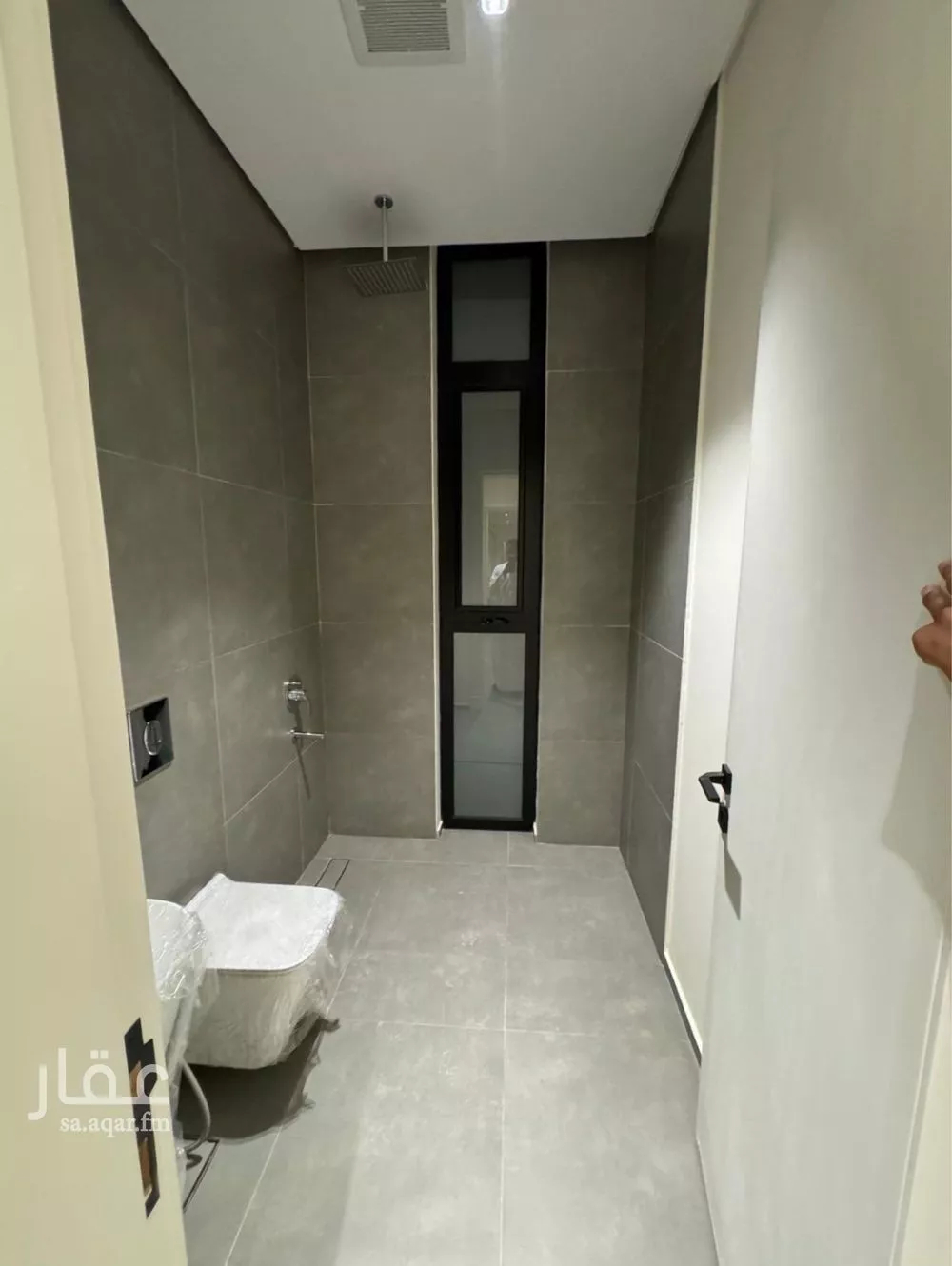 3 bedroom apartment in Al Malqa 5