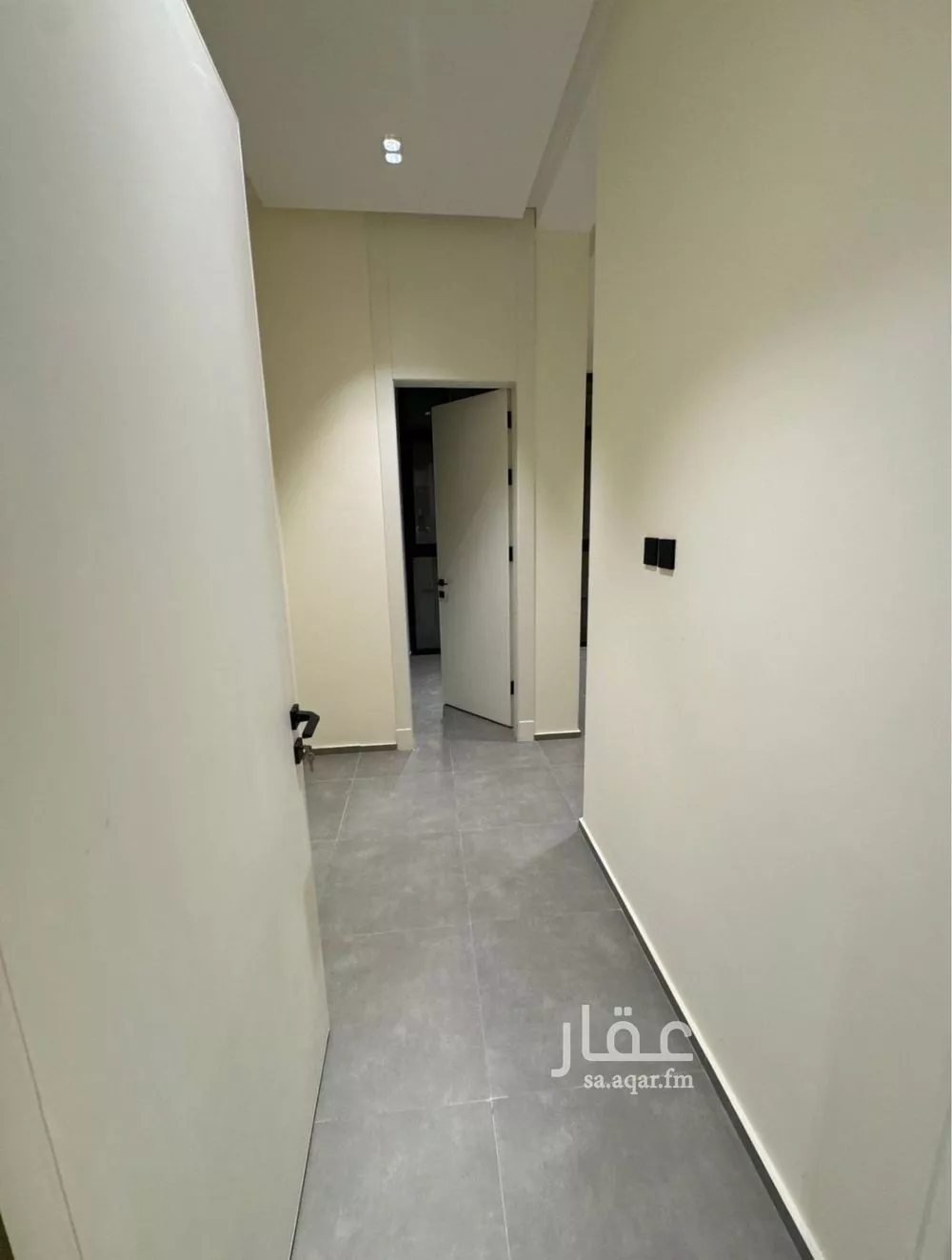3 bedroom apartment in Al Malqa 6