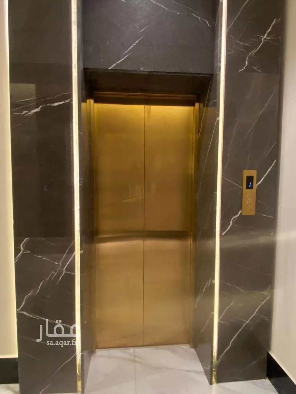 3 bedroom apartment in Al Yarmouk 6