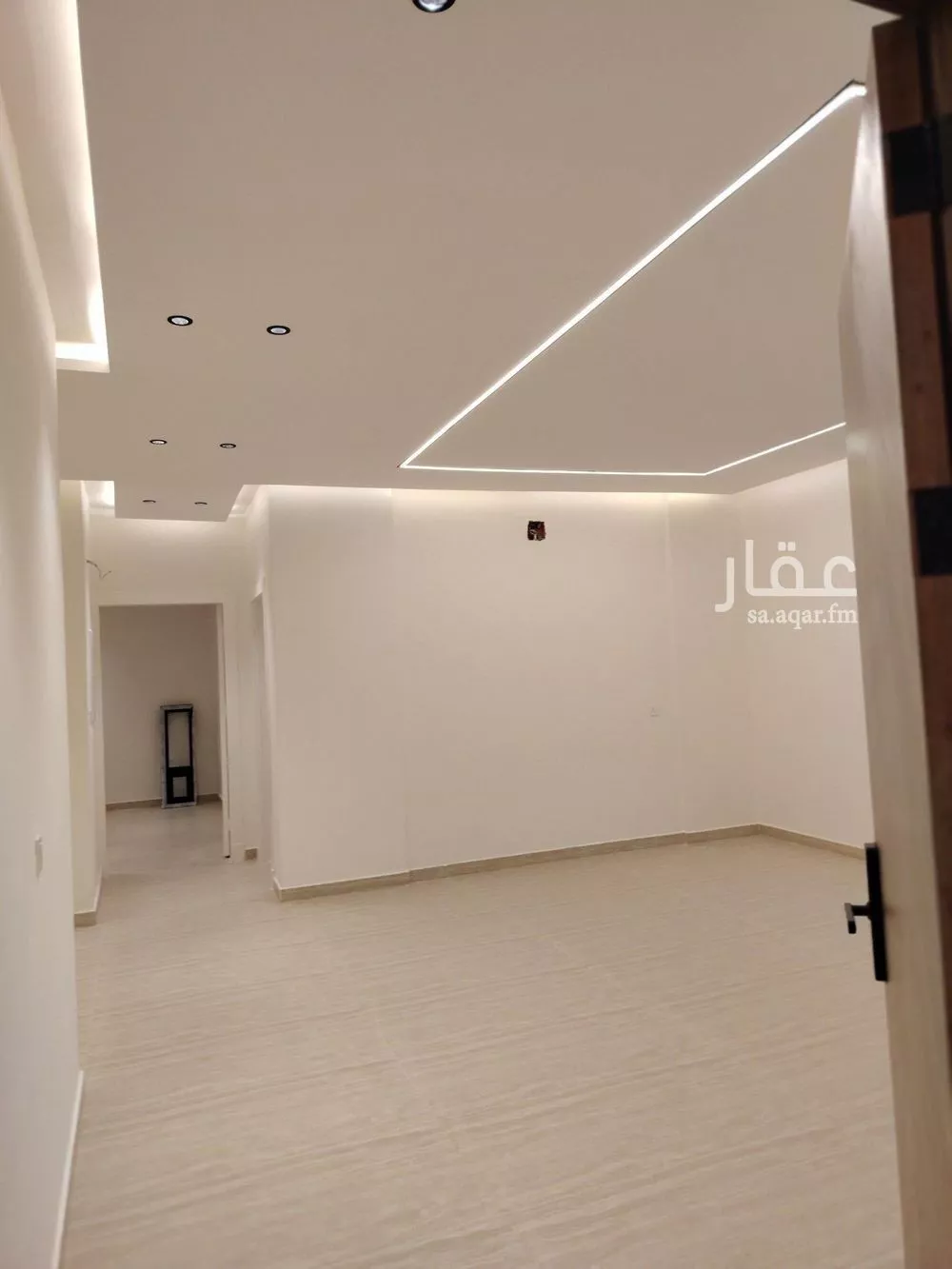 3 bedroom apartment in Al Hazm 24