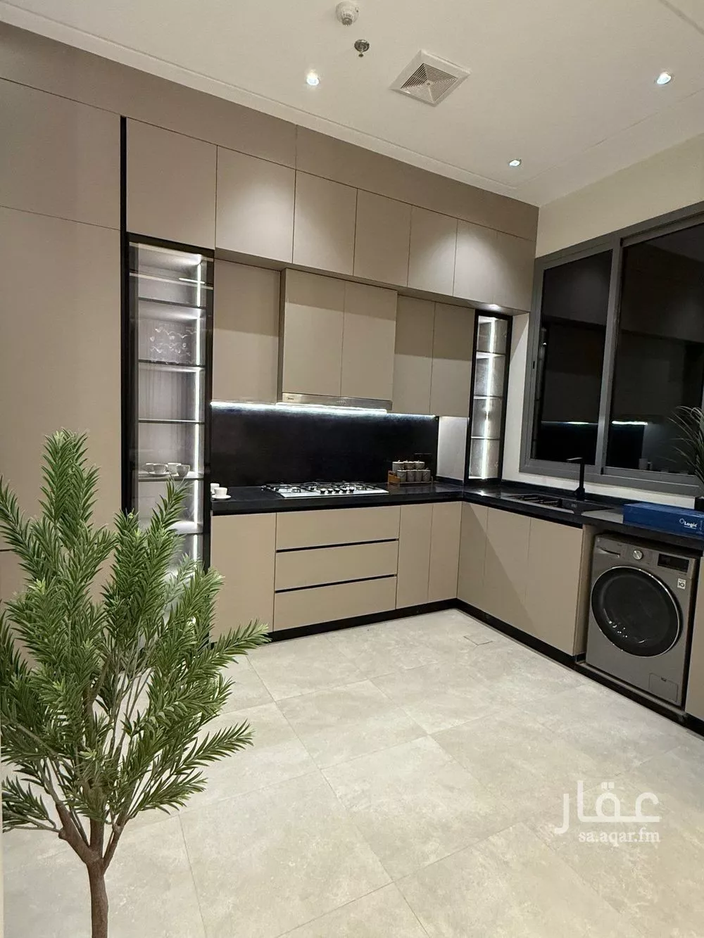 3 bedroom apartment in Al Yarmouk 8