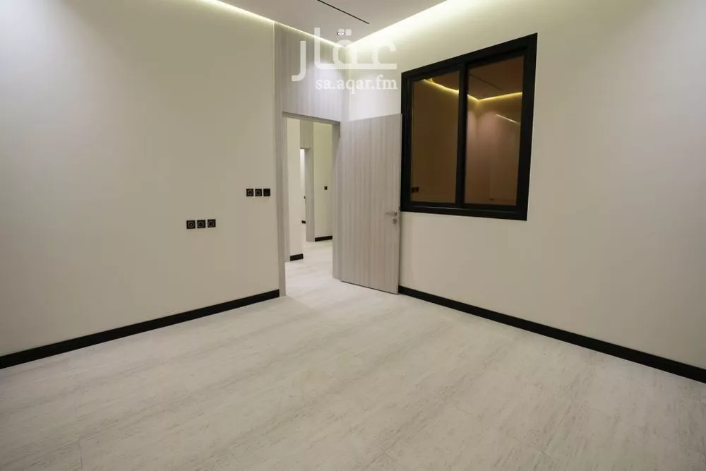 4 bedroom apartment in Dhahrat Laban, Riyadh 9