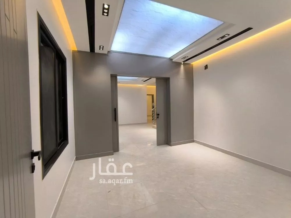 4 bedroom floor in Badr 2