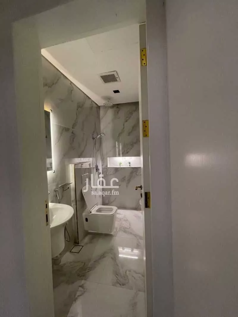 3 bedroom apartment in Al Izdihar 8