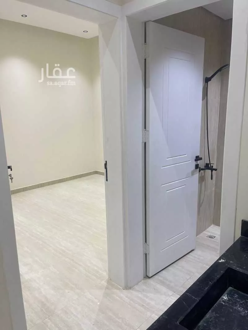 6 bedroom apartment in Al Aziziyah 3