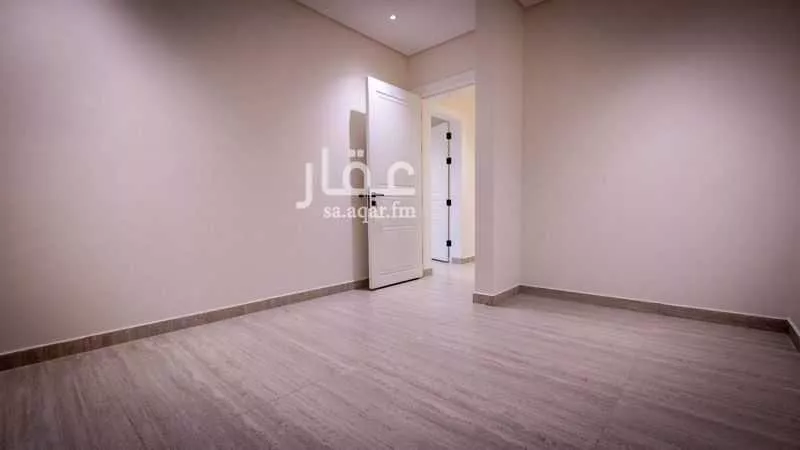 3 bedroom apartment in Al Aqiq 5