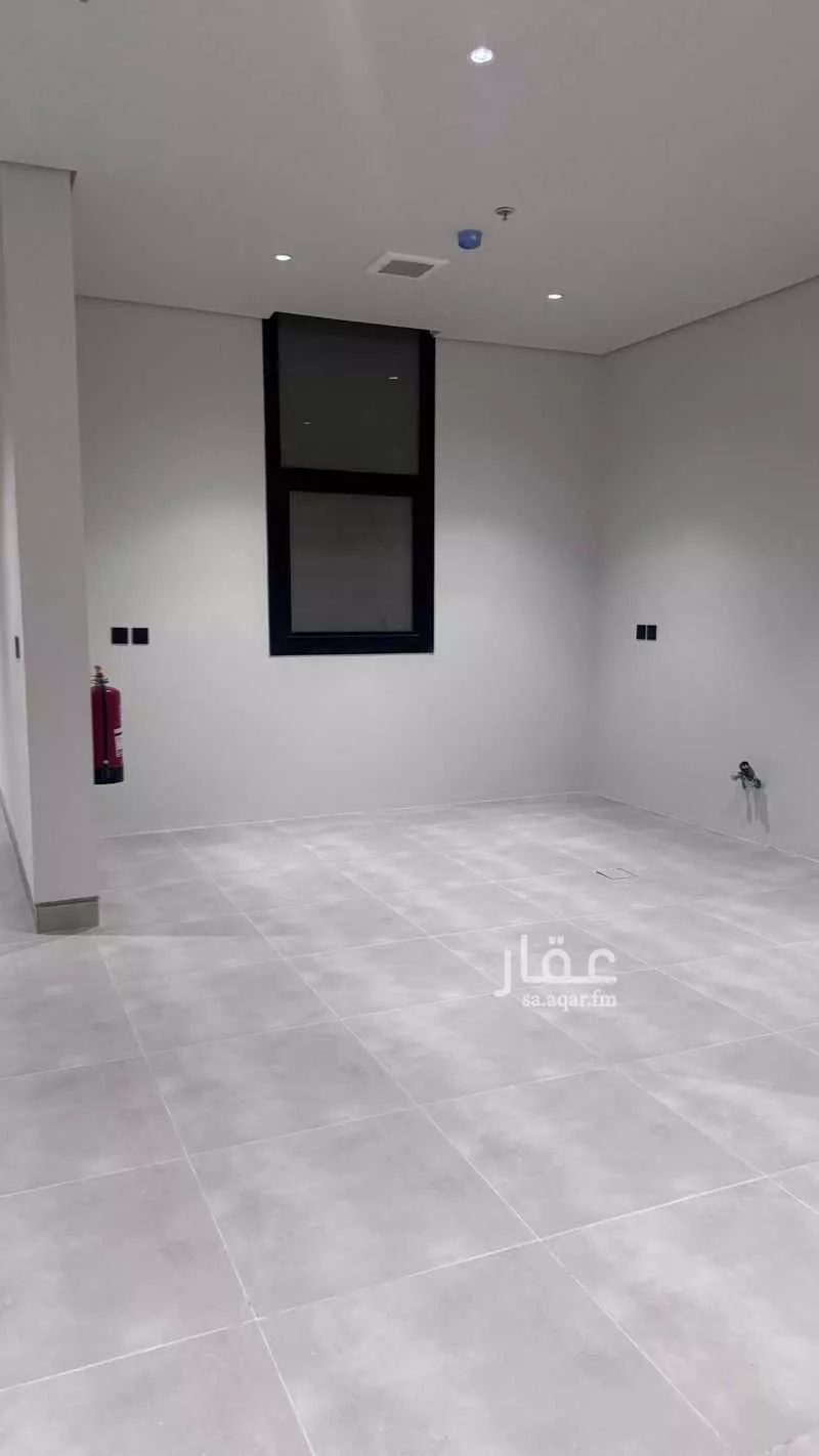 شقة 3 غرف في العارض 10