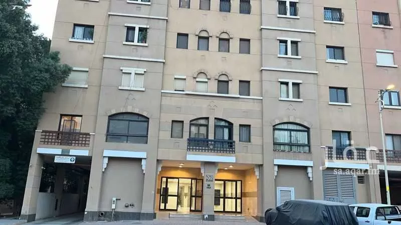 4 bedroom apartment in As Suwaidi 3