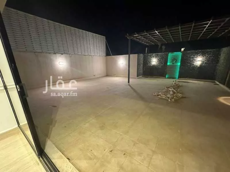 شقة 4 غرف في الملقا 17