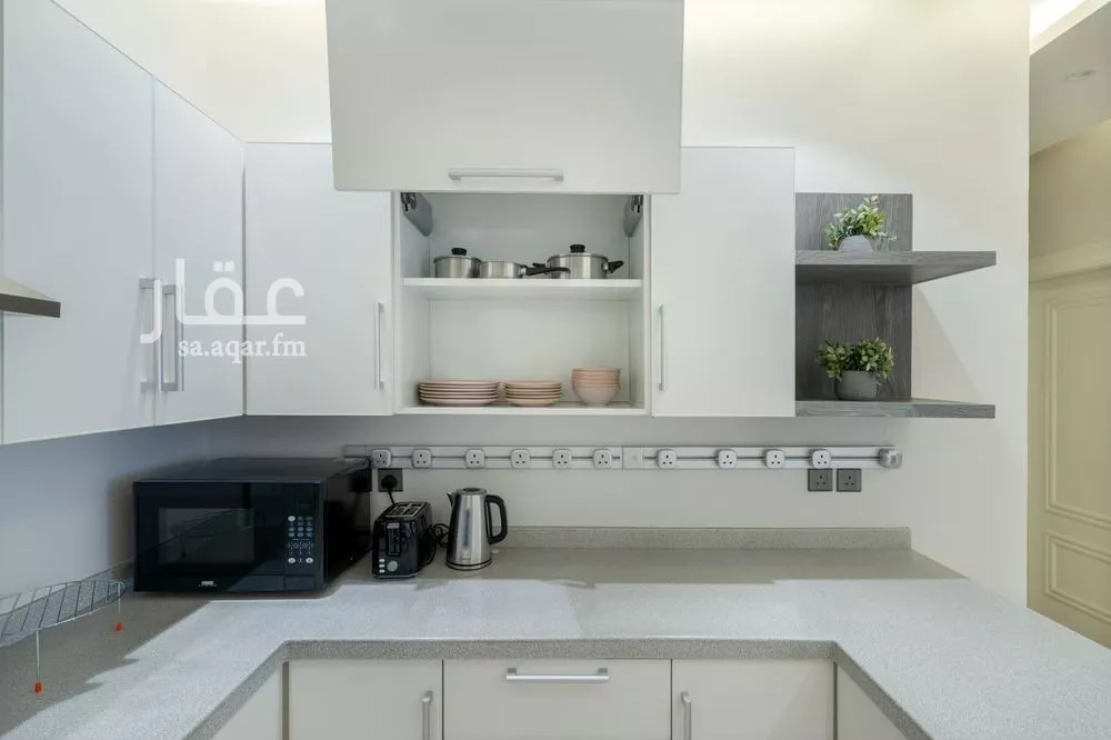 3 bedroom apartment in Al Malqa 20
