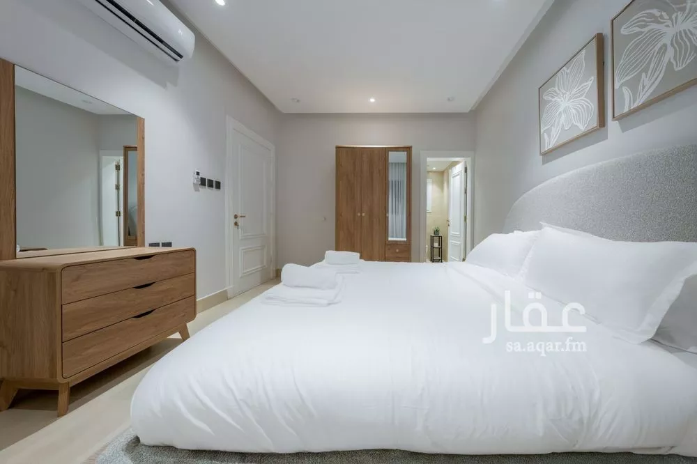 3 bedroom apartment in Al Malqa 6