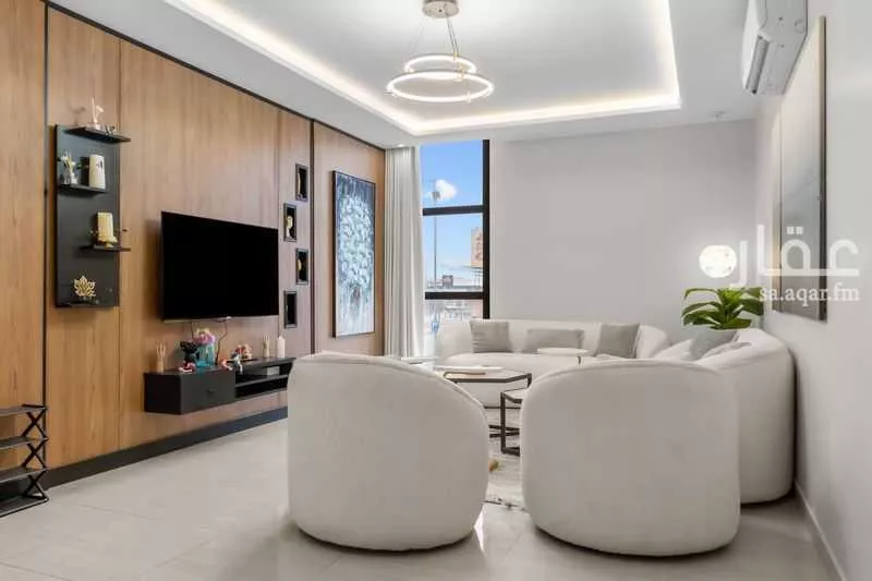 3 bedroom apartment in Al Rawdah 6