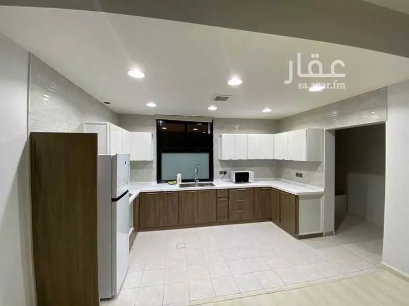 شقة 4 غرف في العارض 5