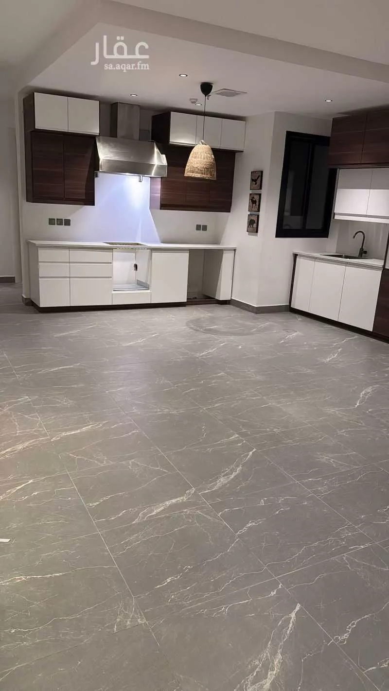 2 bedroom apartment in Qurtubah 10