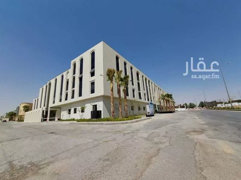 3 bedroom apartment in Al Malqa 4