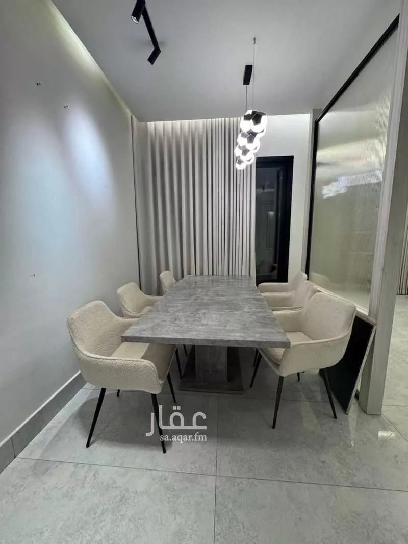 3 bedroom apartment in Al Malqa 8