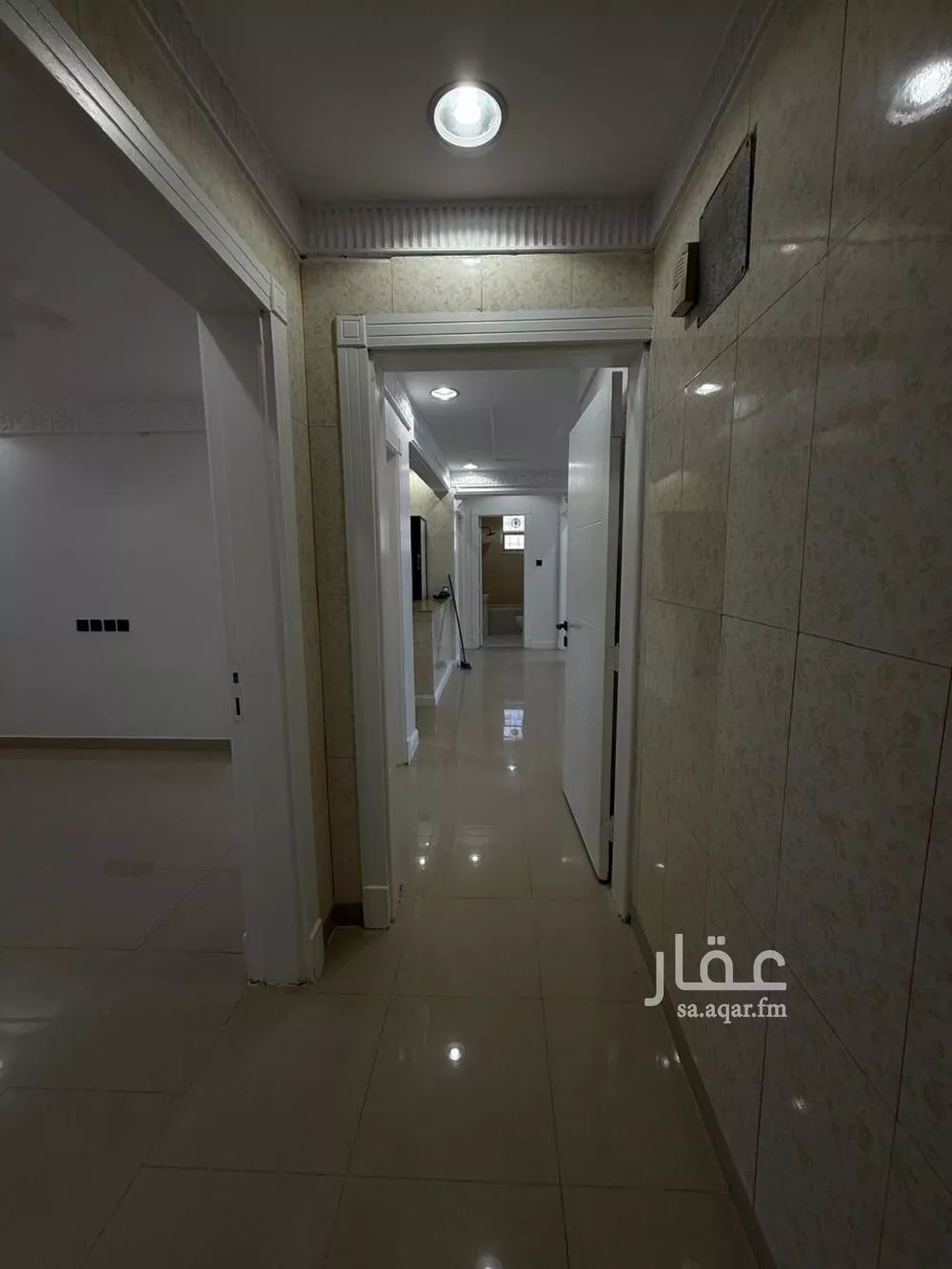 4 bedroom apartment in Dhahrat Laban 4
