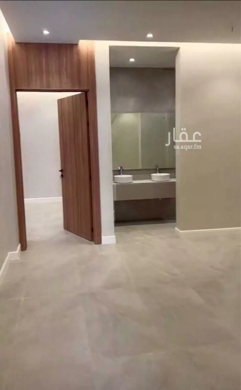 4 bedroom apartment in Al Uraija Al Wusta 4