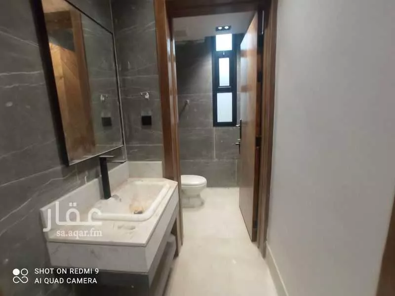 دور 4 غرف في العريجاء الغربية 8