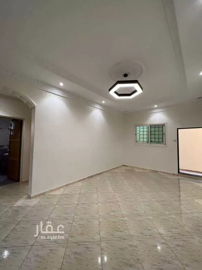 3 bedroom apartment in Ad Dar Al Baida 4
