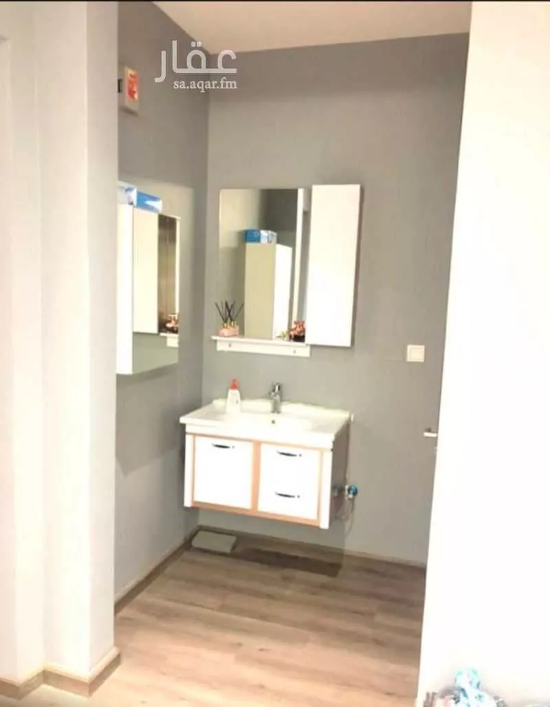 5 bedroom apartment in Al Malqa 15