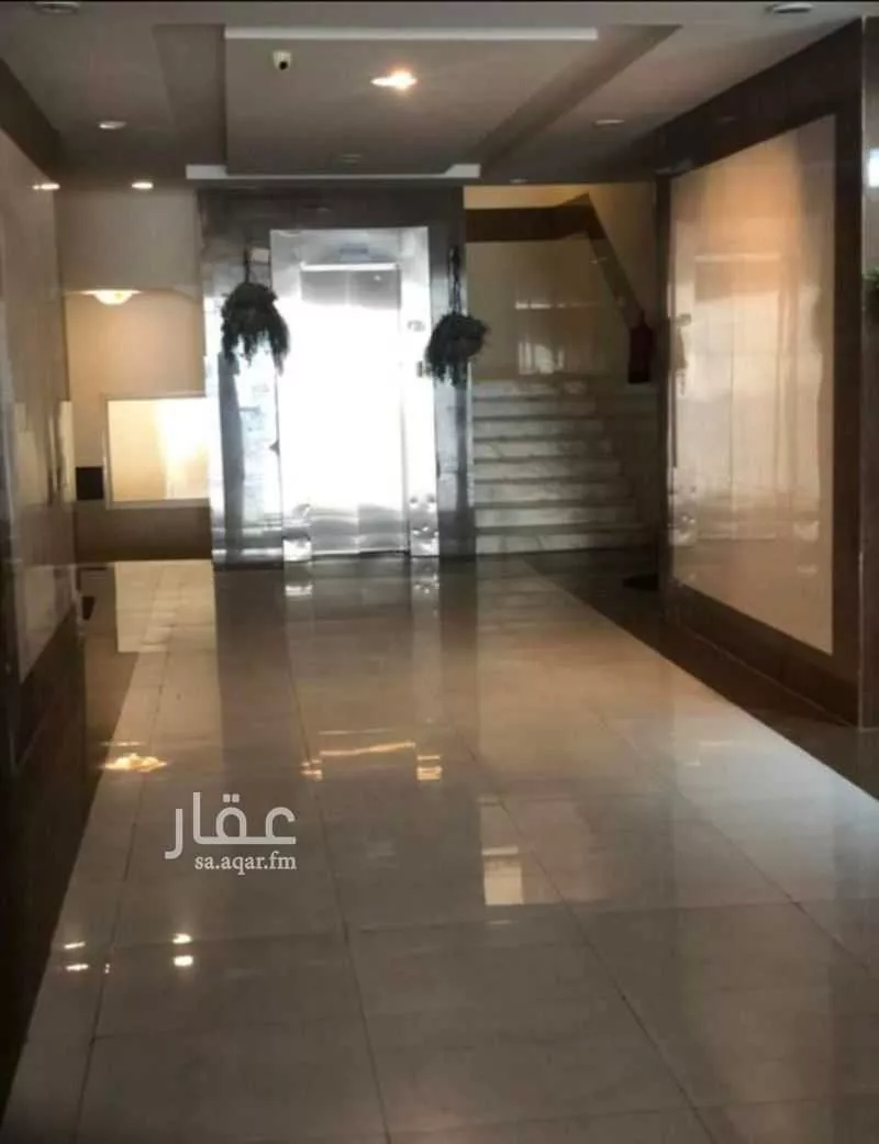 5 bedroom apartment in Al Malqa 18