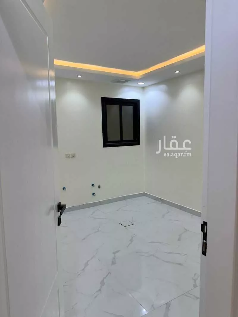 شقة 5 غرف في العريجاء الغربية 11
