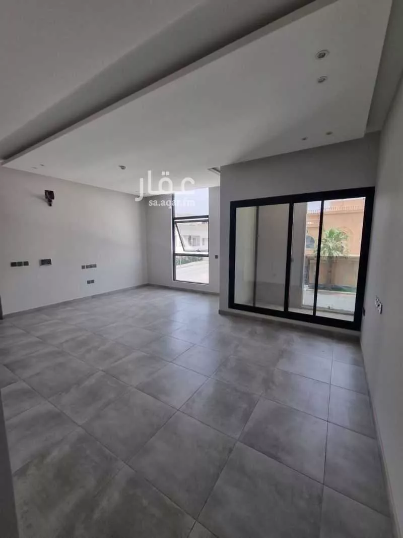 3 bedroom apartment in Al Malqa 3