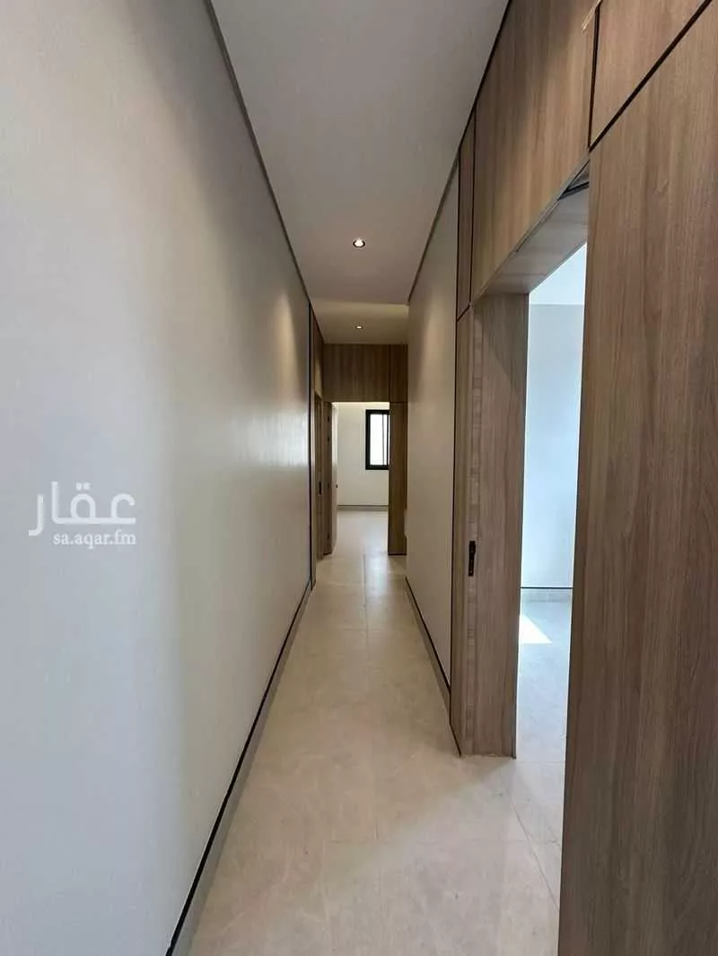 3 bedroom floor in Al Janadriyah 9