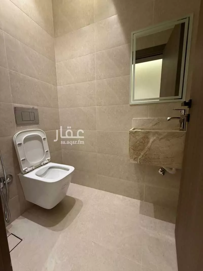 3 bedroom apartment in Al Mahdiyyah 4