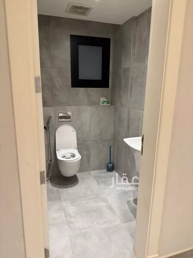شقة 3 غرف في الملقا 11