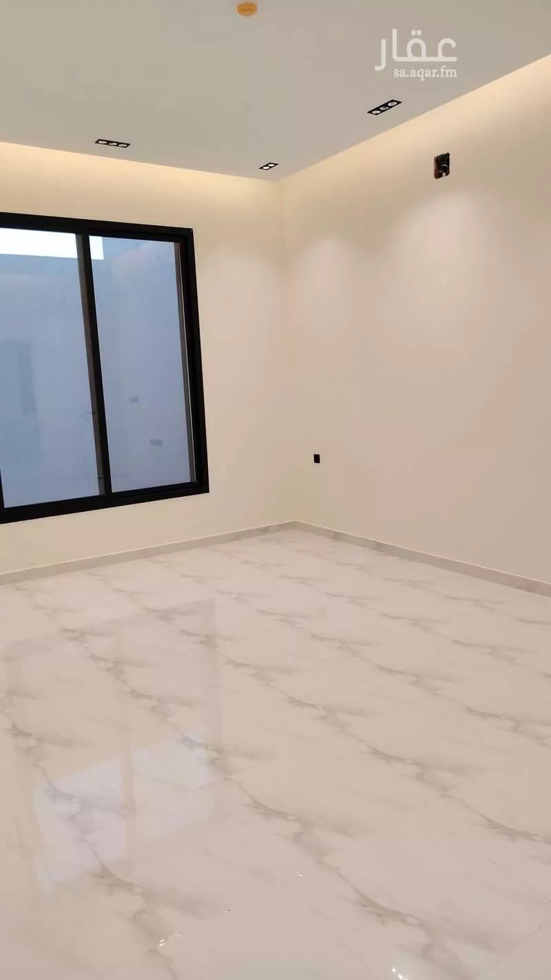 4 bedroom apartment in Al Zahrah 6