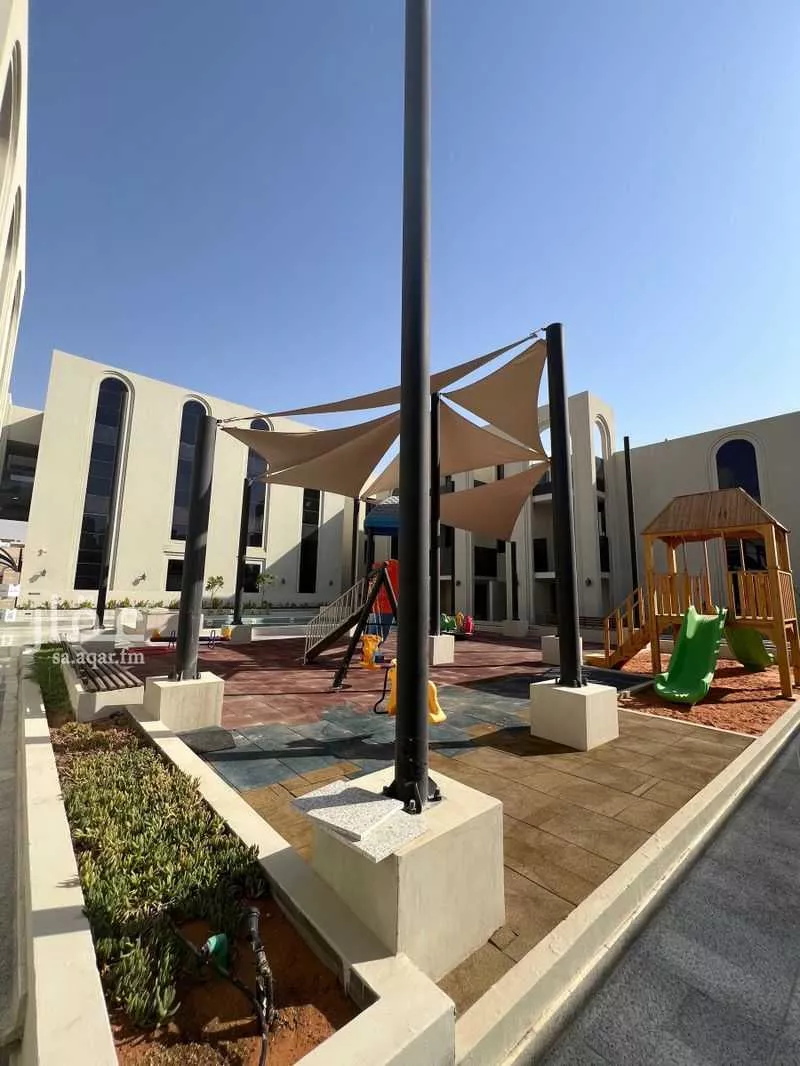3 bedroom apartment in Al Narjis 5