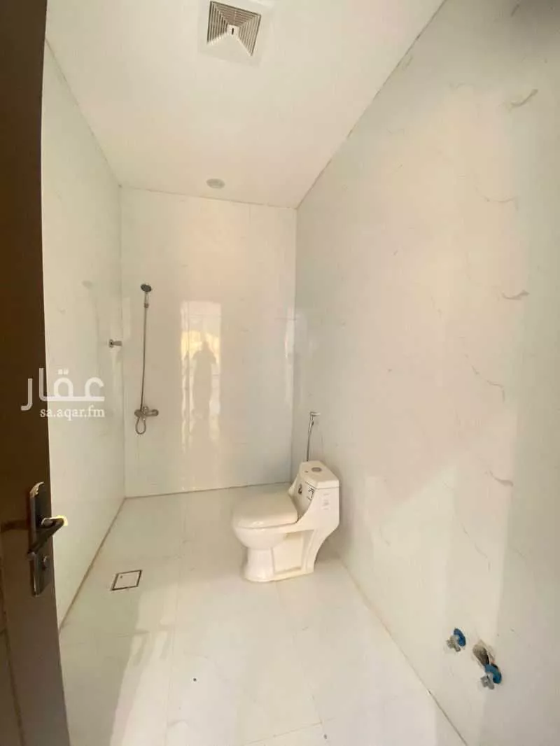 4 bedroom apartment in Al Hazm 3