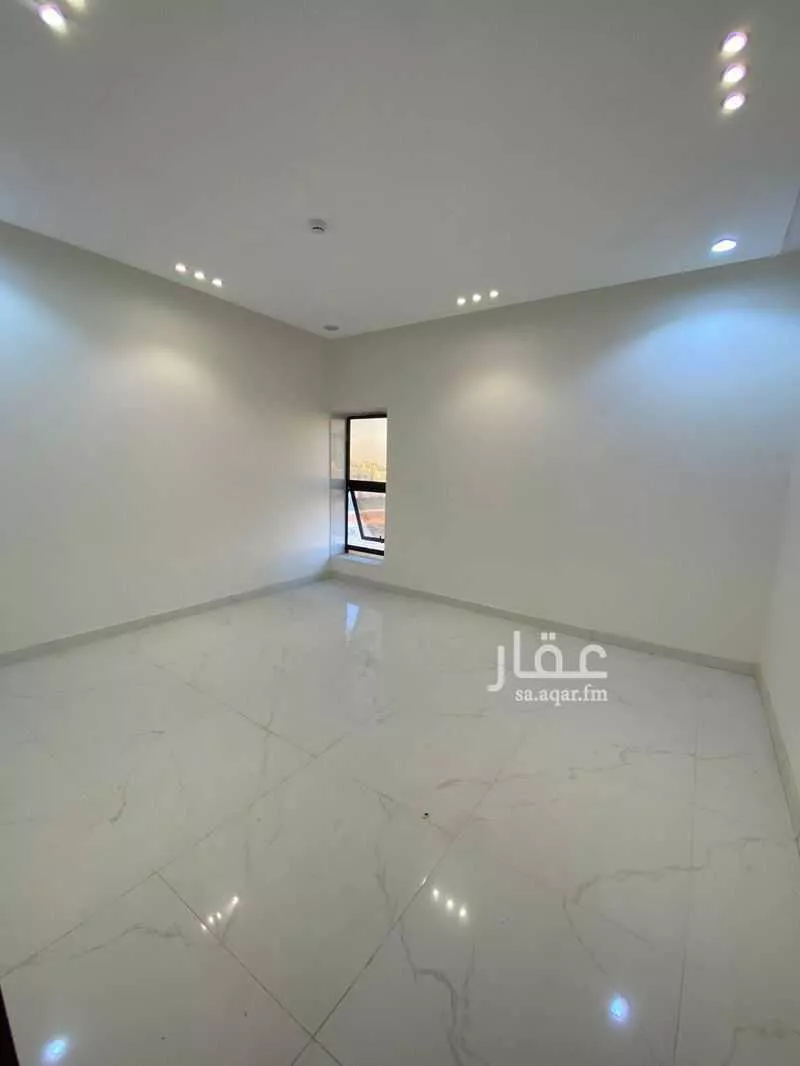 4 bedroom apartment in Al Hazm 6