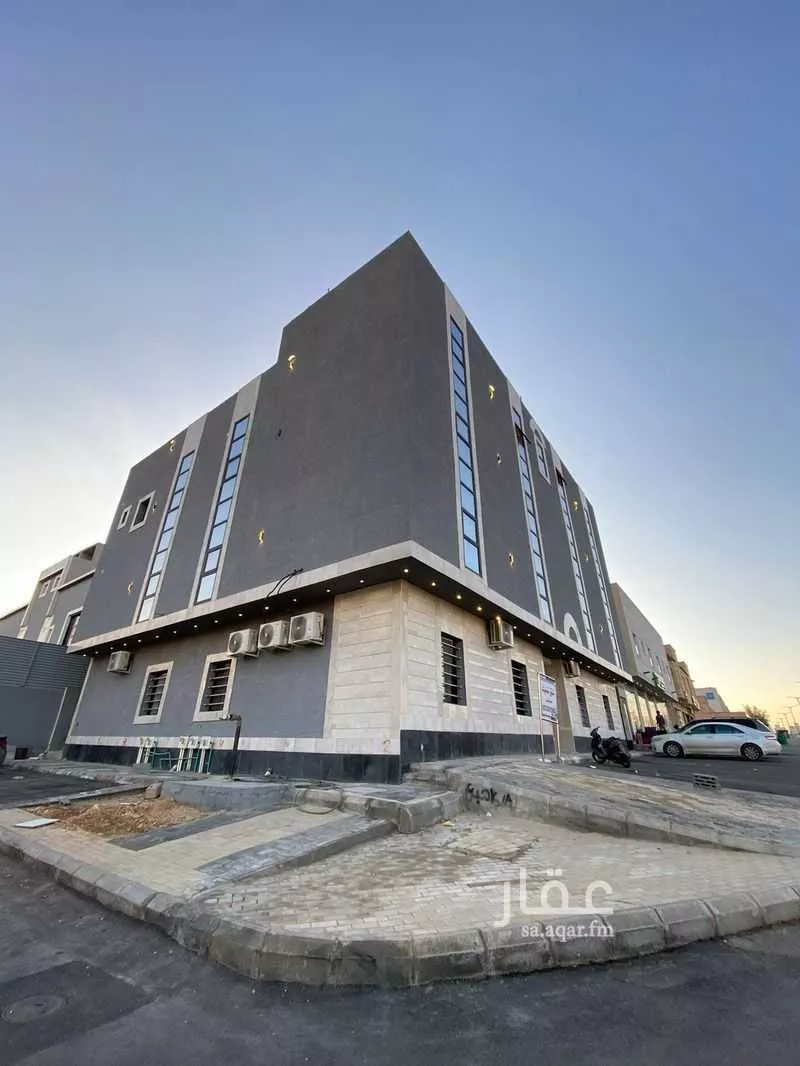 4 bedroom apartment in Al Hazm 8