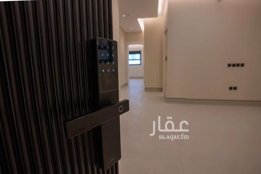 شقة 2 غرف في الملك فهد 12