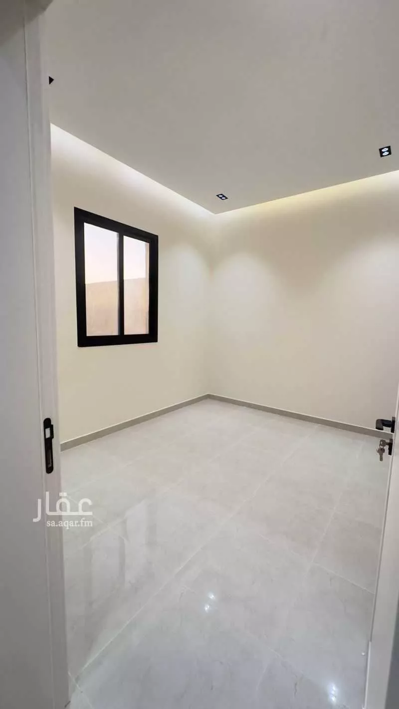 3 bedroom apartment in Dhahrat Laban 9