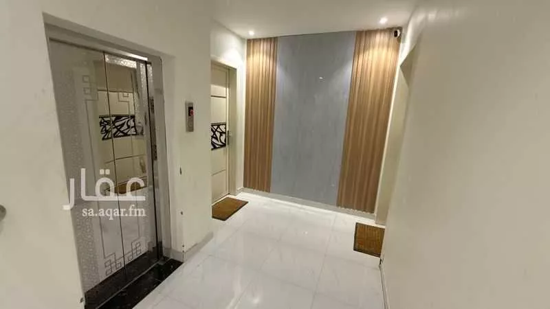 5 bedroom apartment in Dhahrat Laban 7