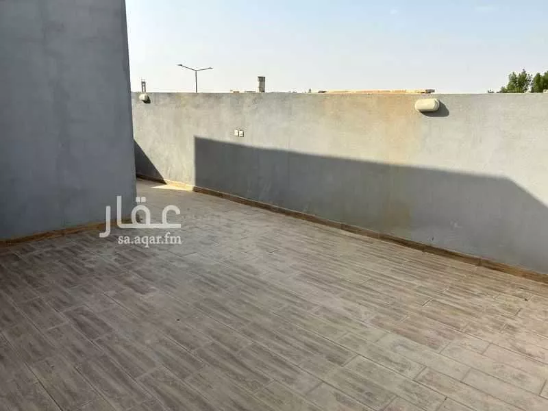 شقة 3 غرف في عكاظ 8
