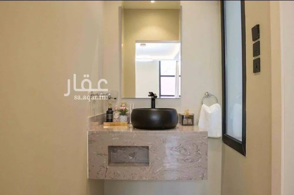 3 bedroom apartment in Al Rawdah 10